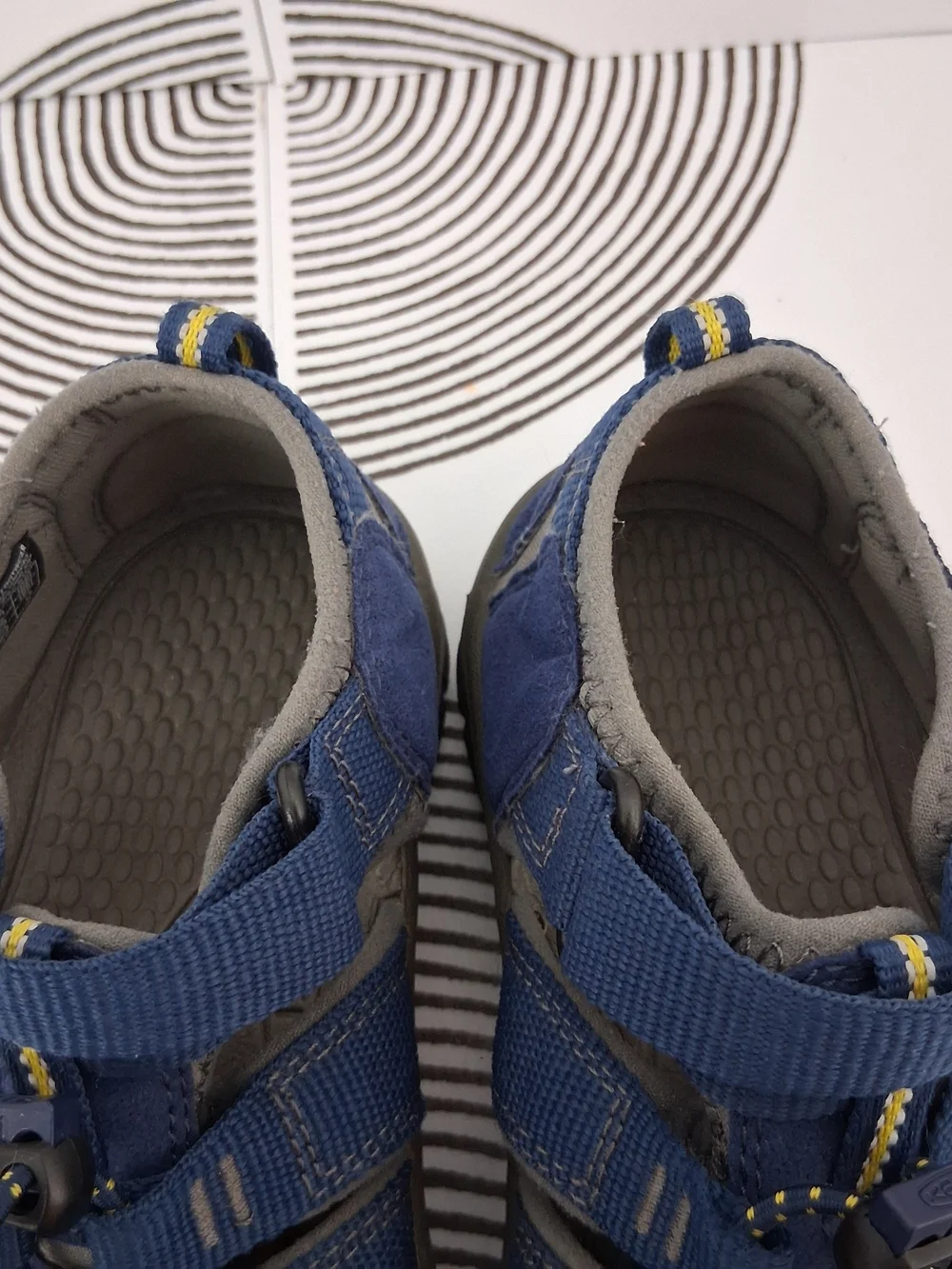 Keen Newport H2 Sport Youth Boys Kids Sz 2 Blue Waterproof Shoes Rubber Sandals